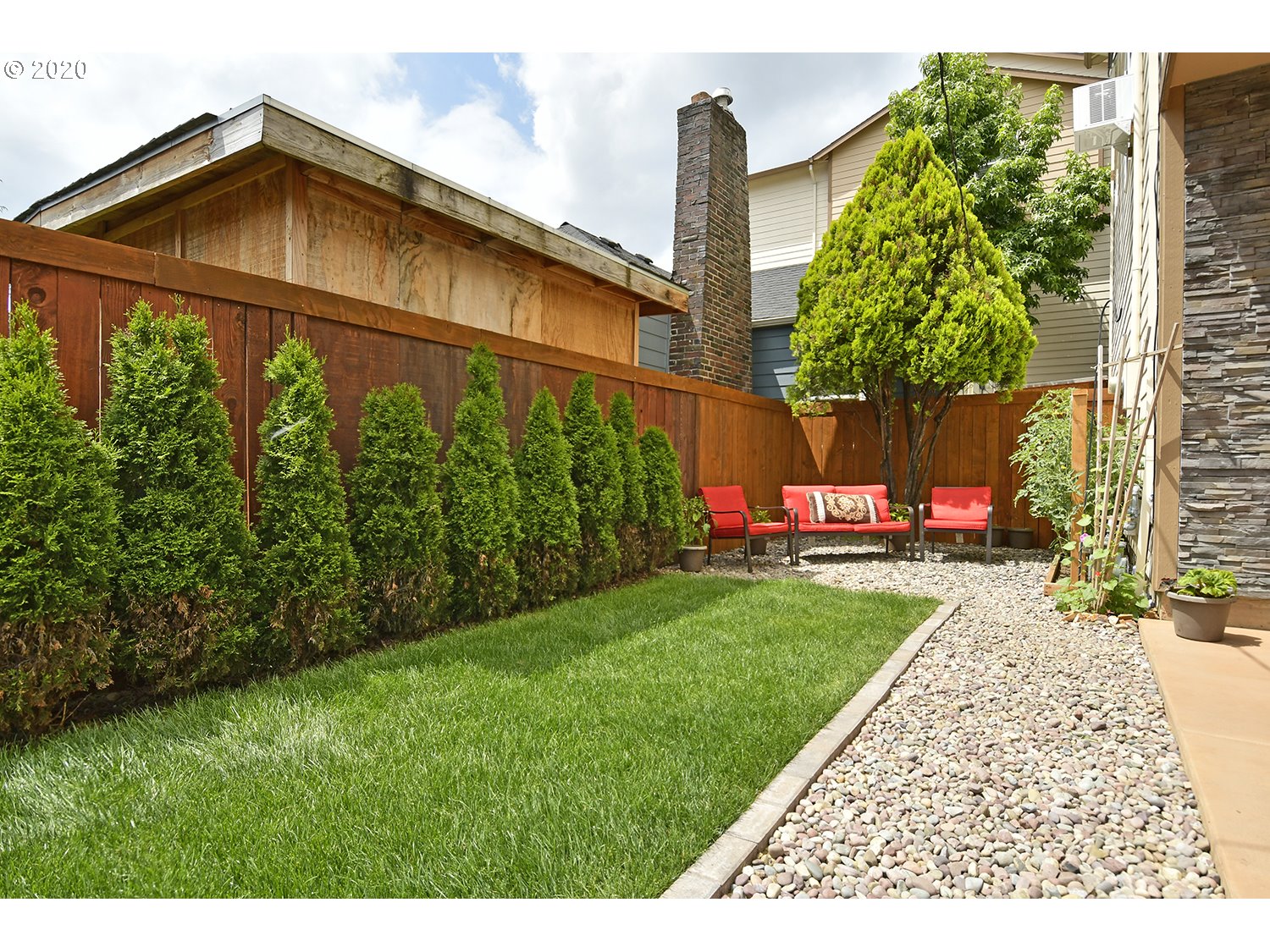 Photo #2: 20326799 Listing 