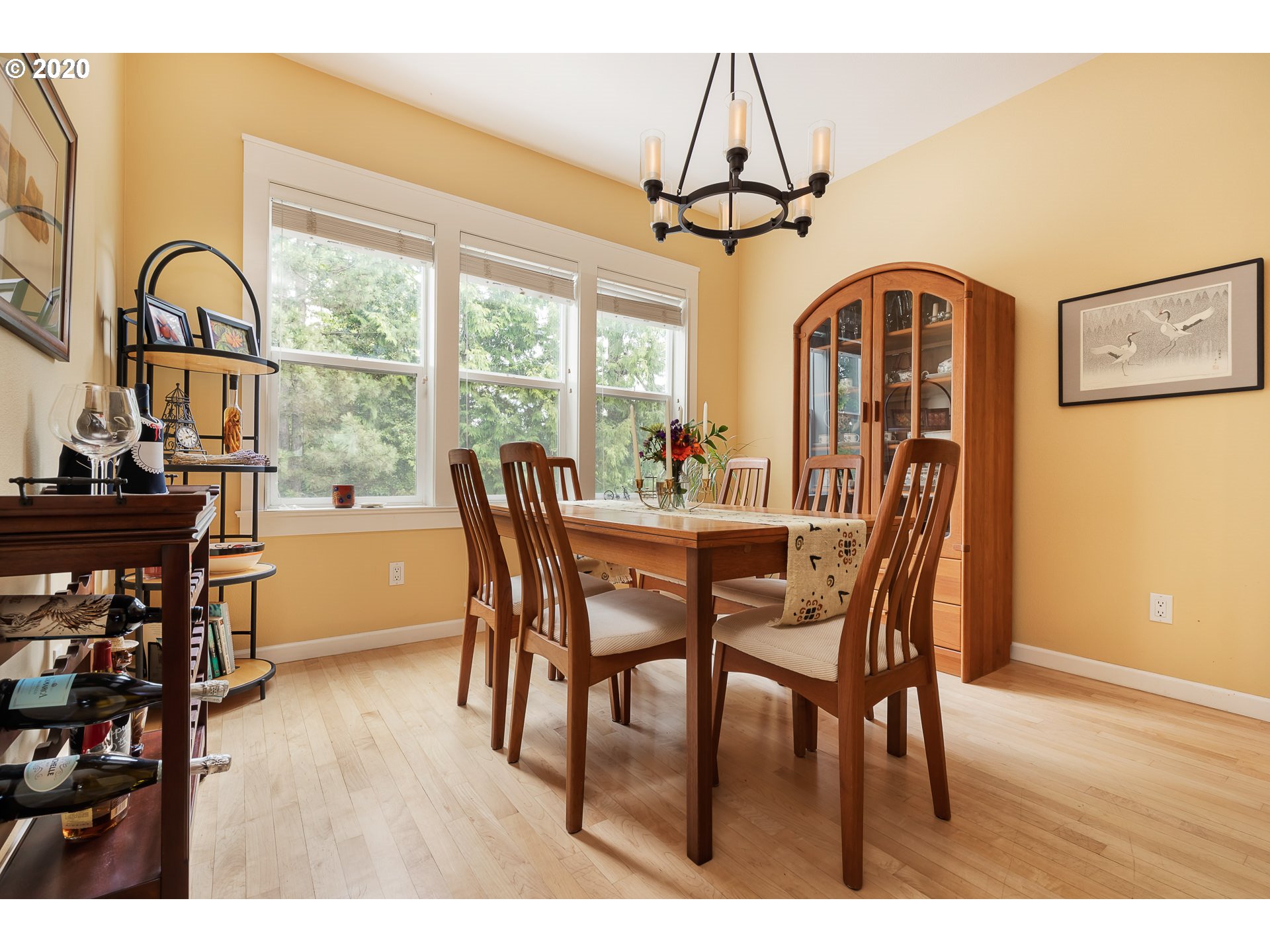 Photo #2: 20328990 Listing 