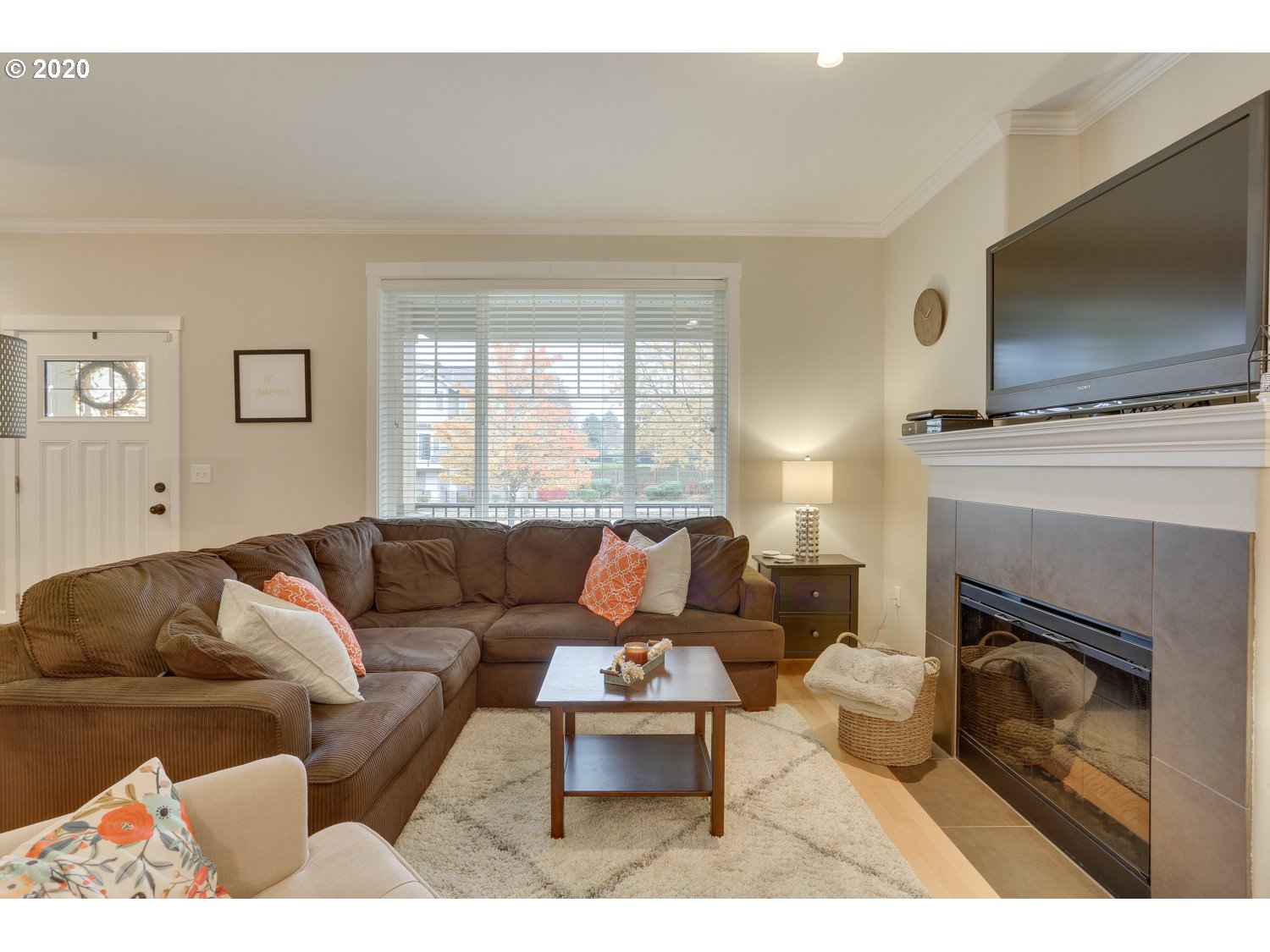 Photo #2: 20332926 Listing 