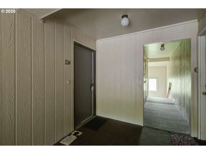 Photo #4: 20333786 Listing 