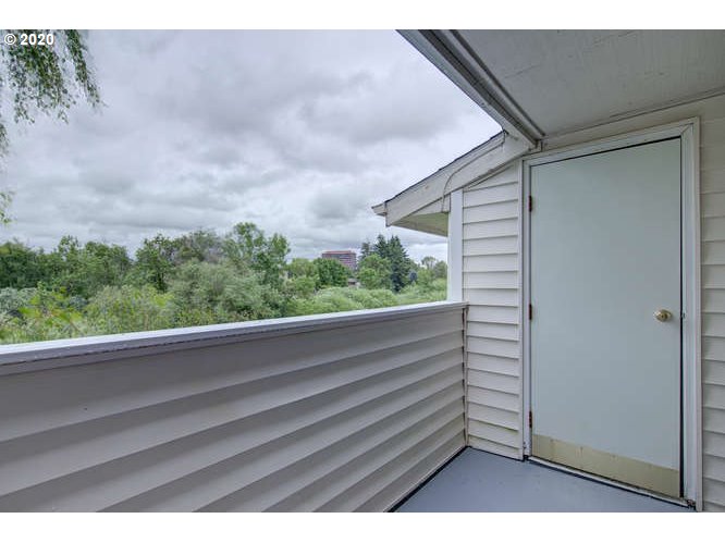 Photo #5: 20333786 Listing 