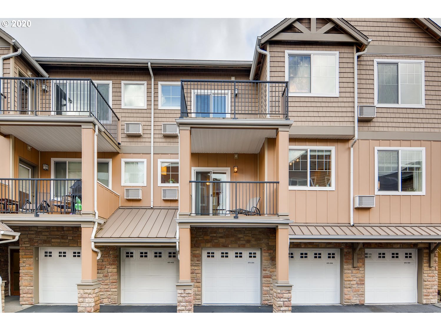 Photo #4: 20337055 Listing 