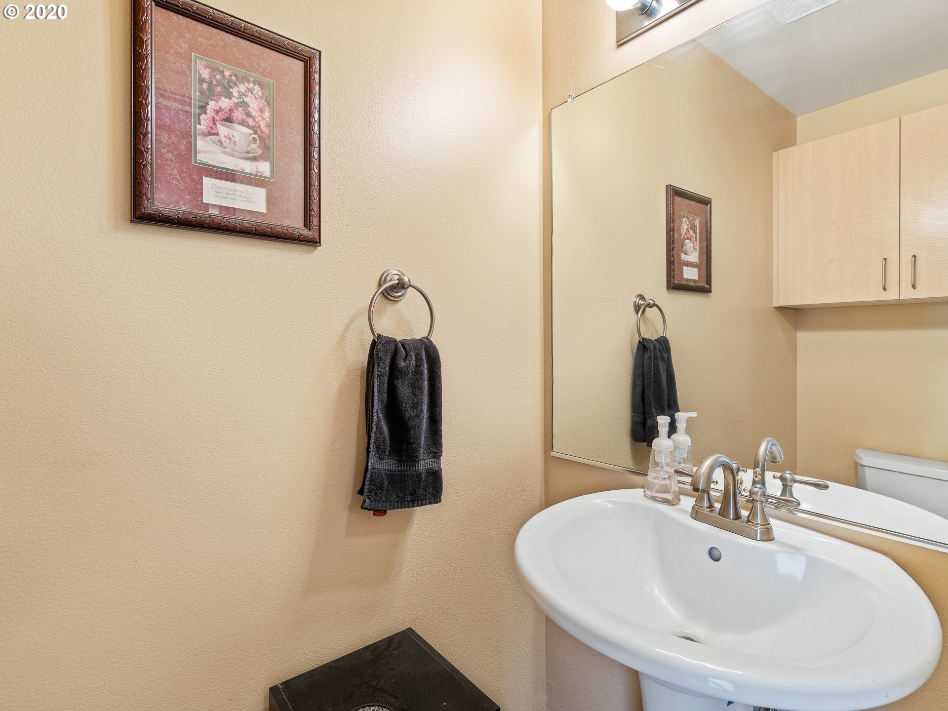 Photo #2: 20337316 Listing 