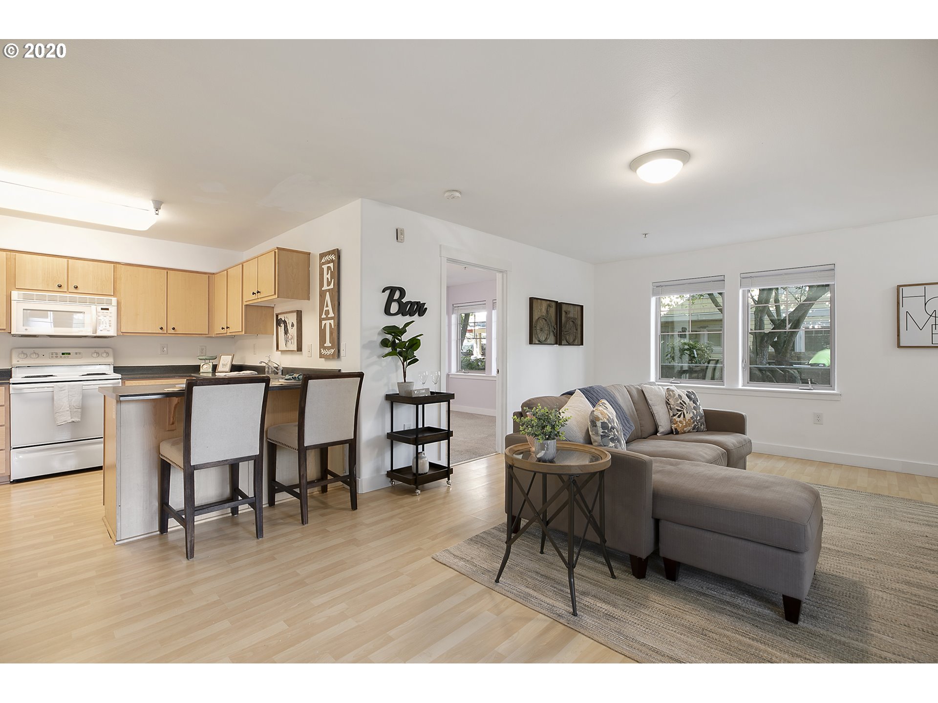 Photo #6: 20338702 Listing 