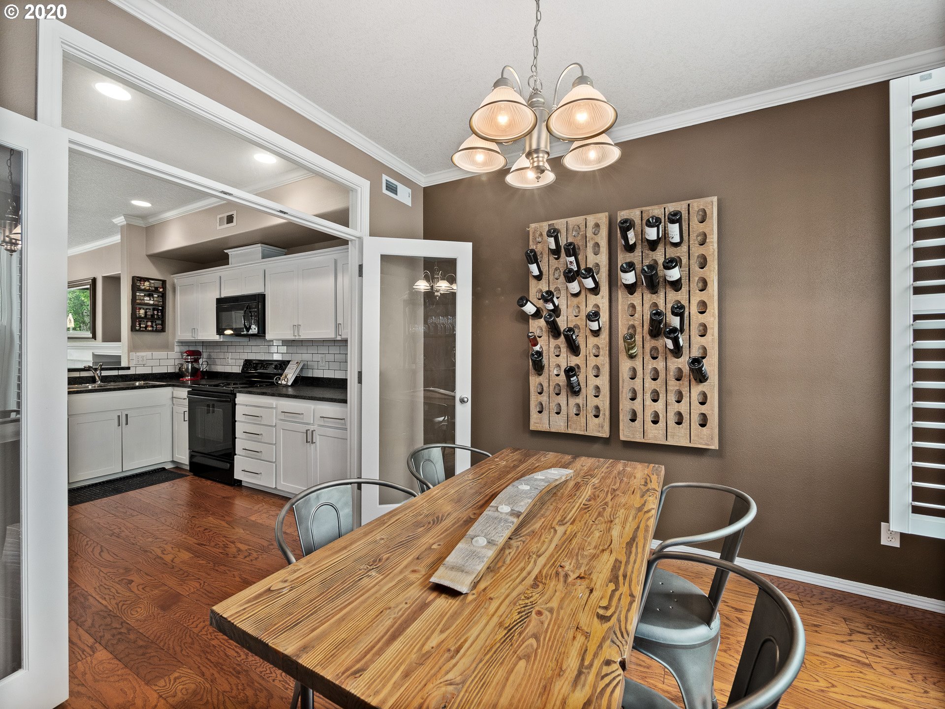 Photo #2: 20340400 Listing 