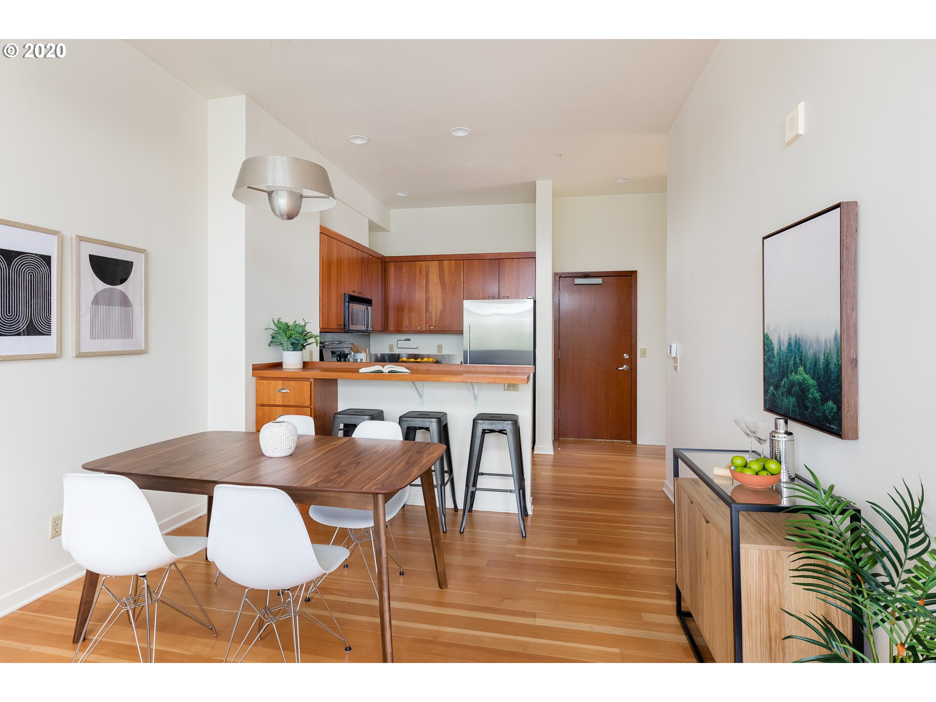 Photo #6: 20346543 Listing 