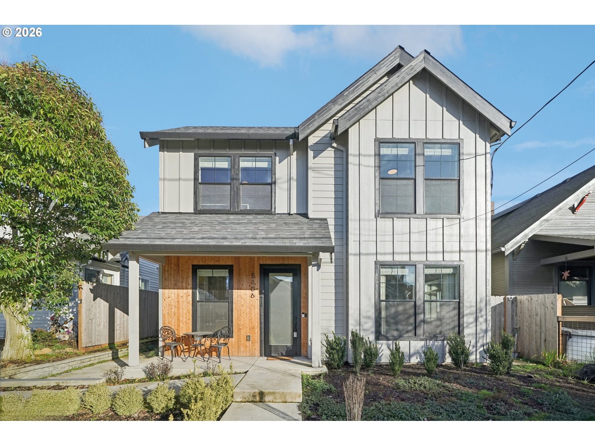 4893 NE CESAR E CHAVEZ BLVD, Portland, OR, 97211