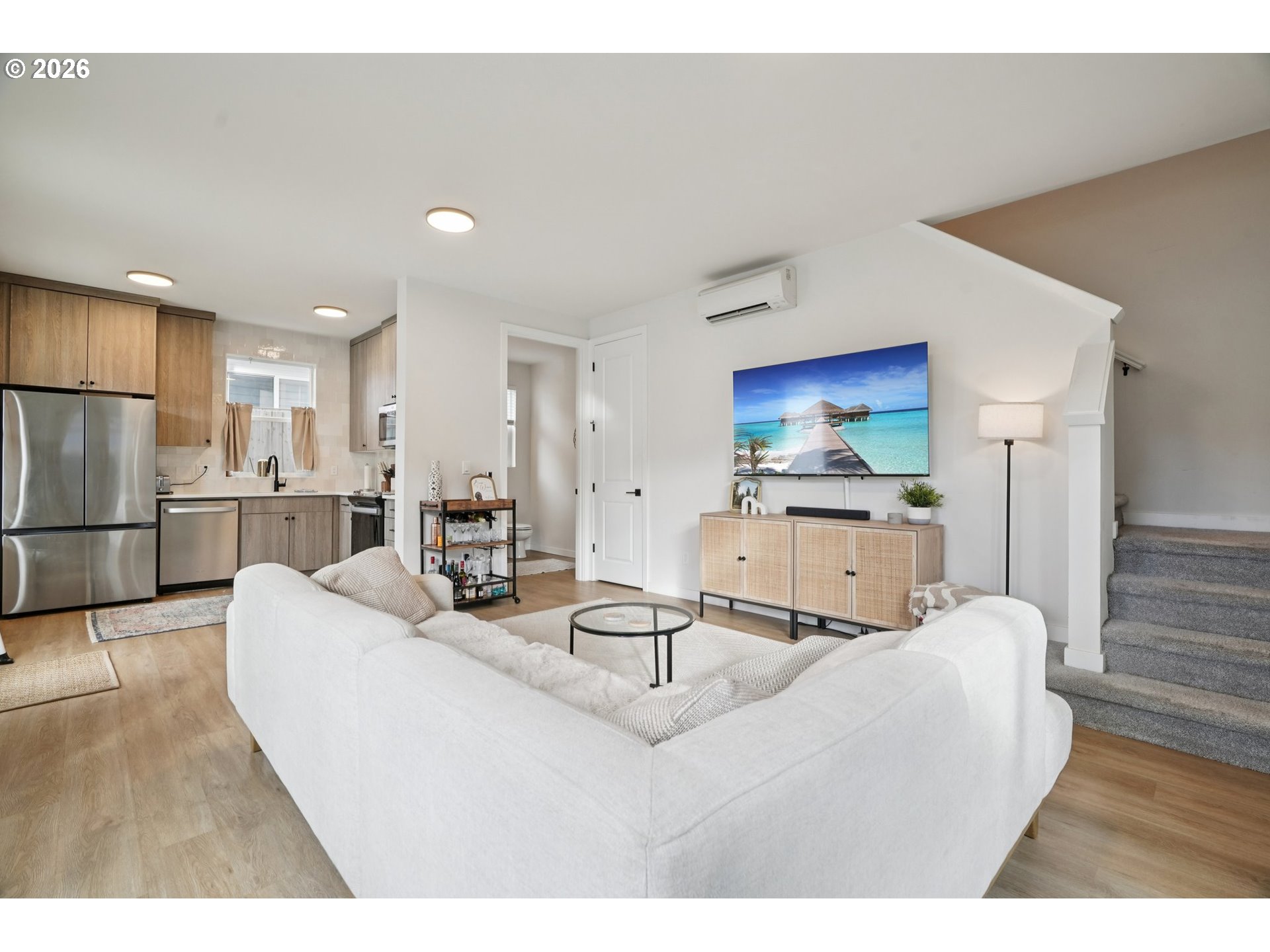 Photo #5: 203467014 Listing: Photo #5