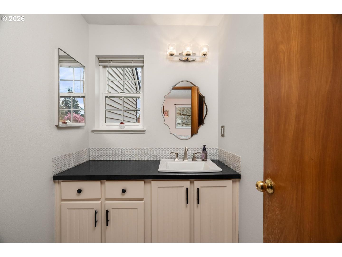 Photo #12: 203484607 Listing: Photo #12