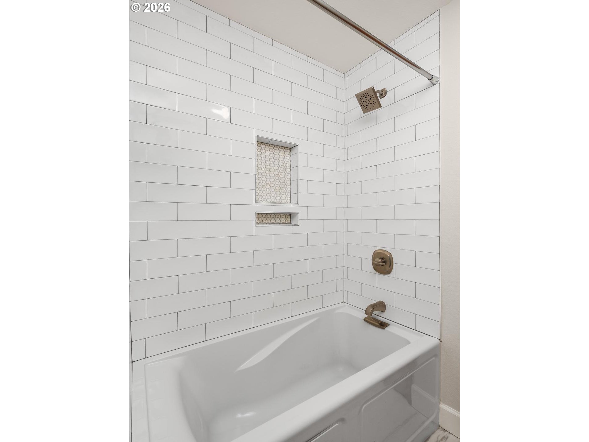 Photo #13: 203484607 Listing: Photo #13