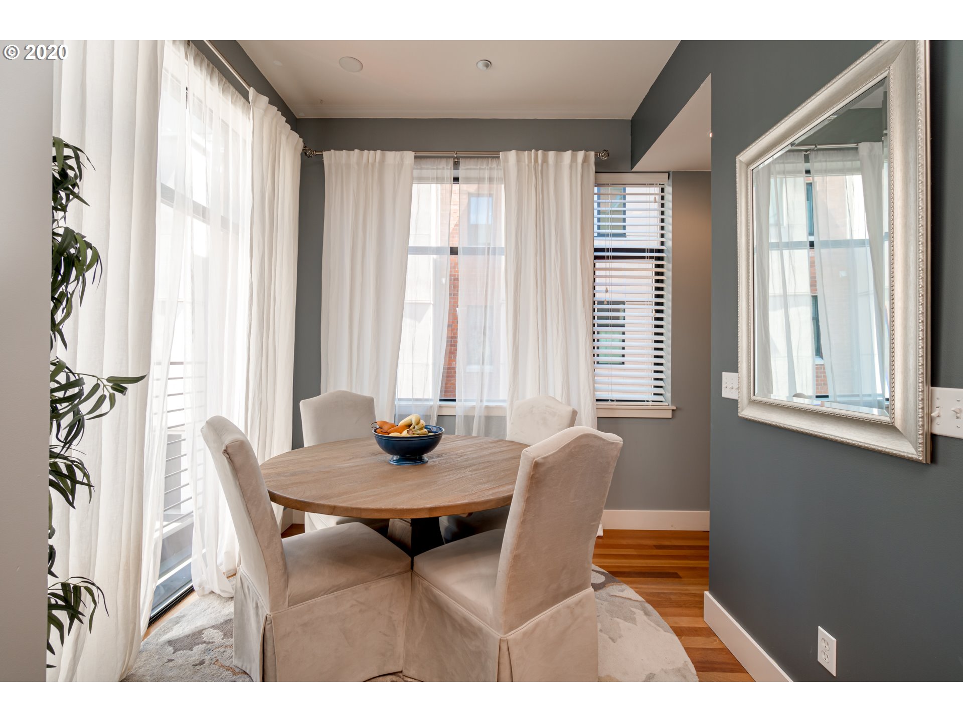 Photo #4: 20352066 Listing 