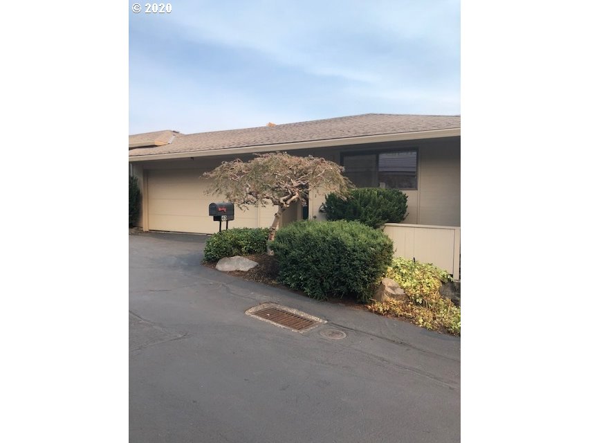 Photo #3: 20352163 Listing 
