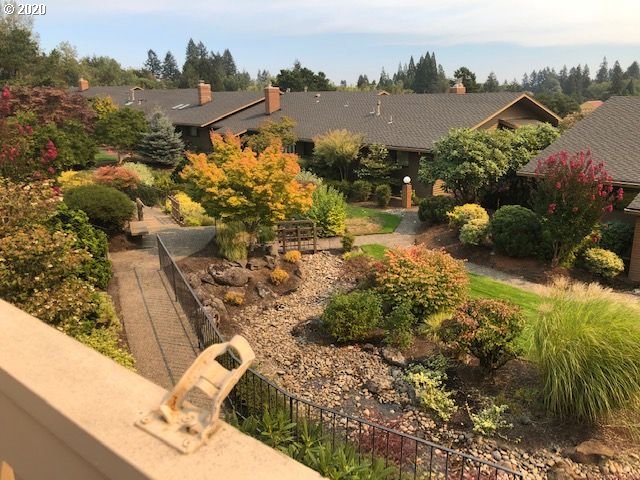 Photo #4: 20352163 Listing 