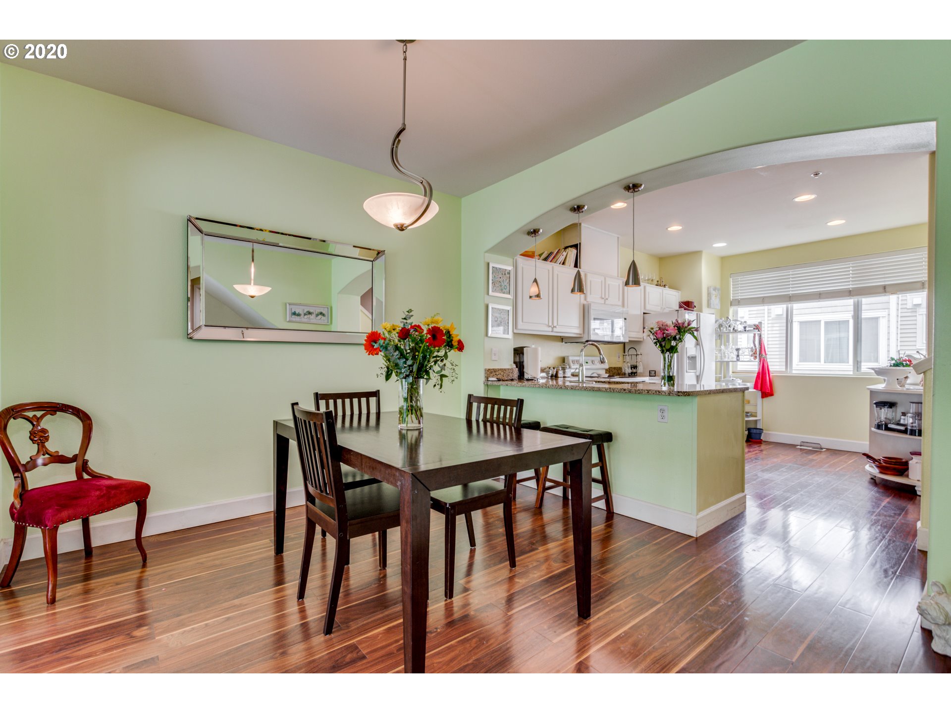 Photo #3: 20354923 Listing 