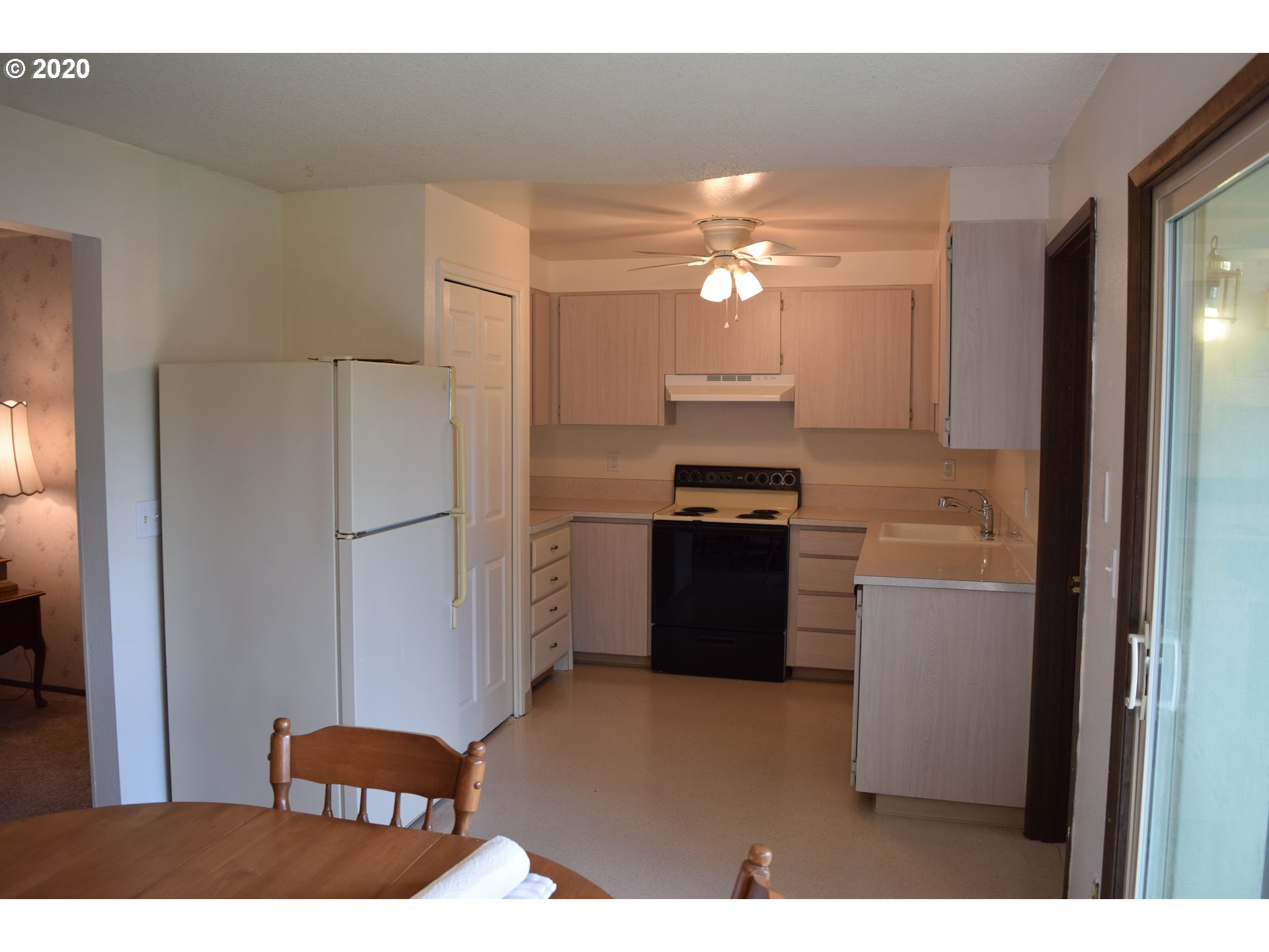 Photo #3: 20354969 Listing 