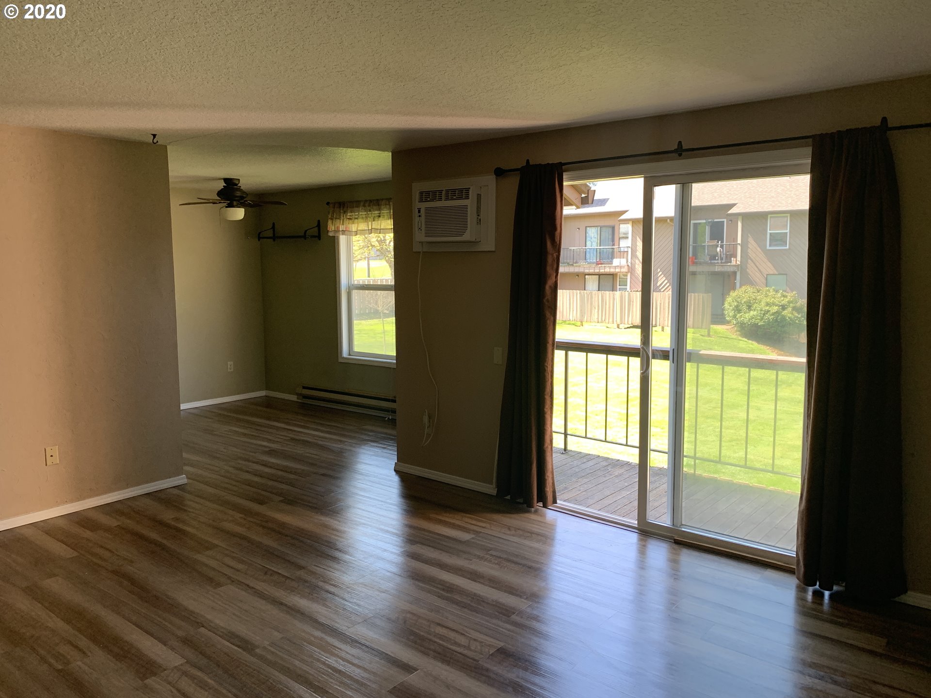 Photo #6: 20355482 Listing 