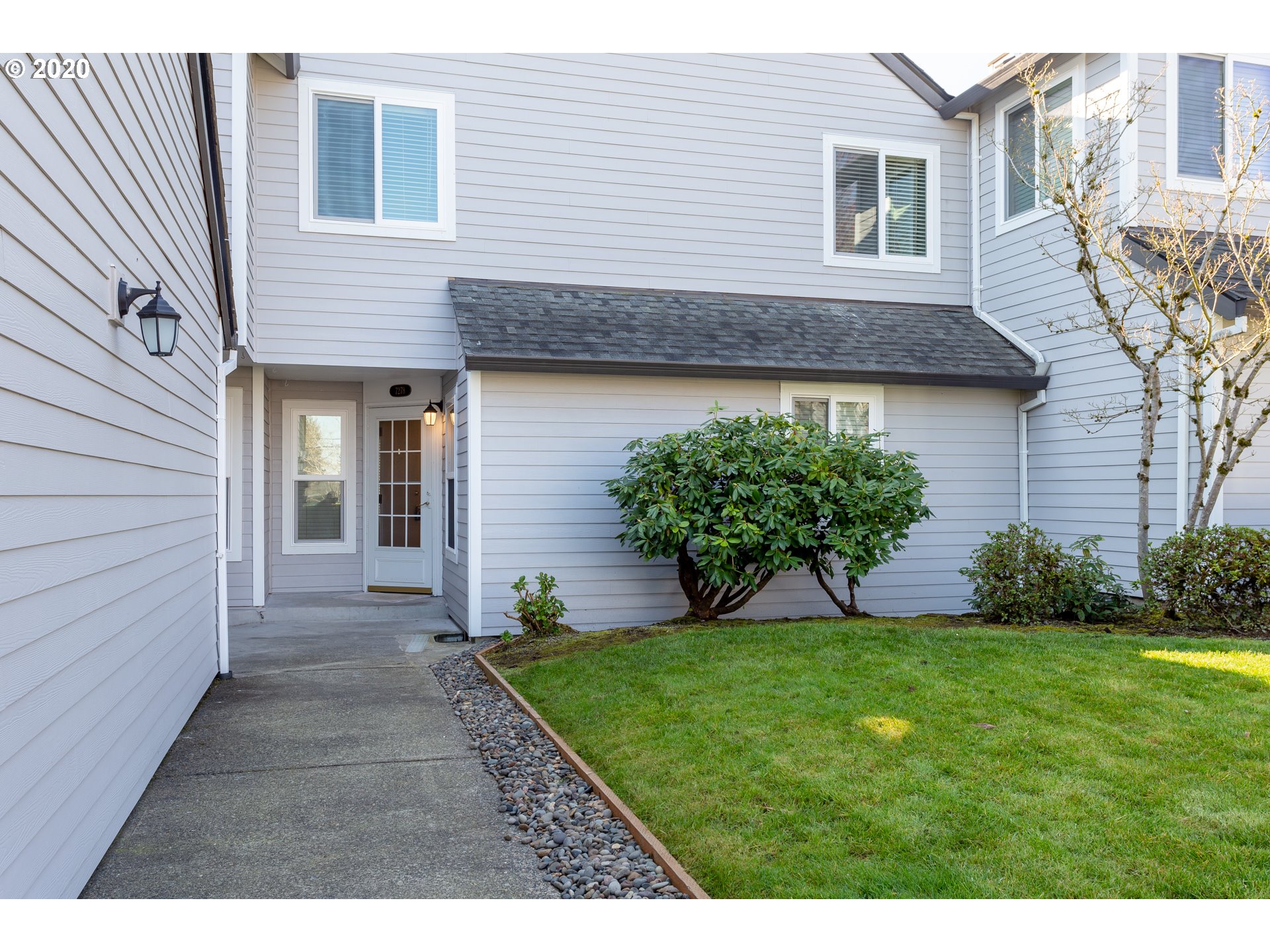 Photo #4: 20356056 Listing 
