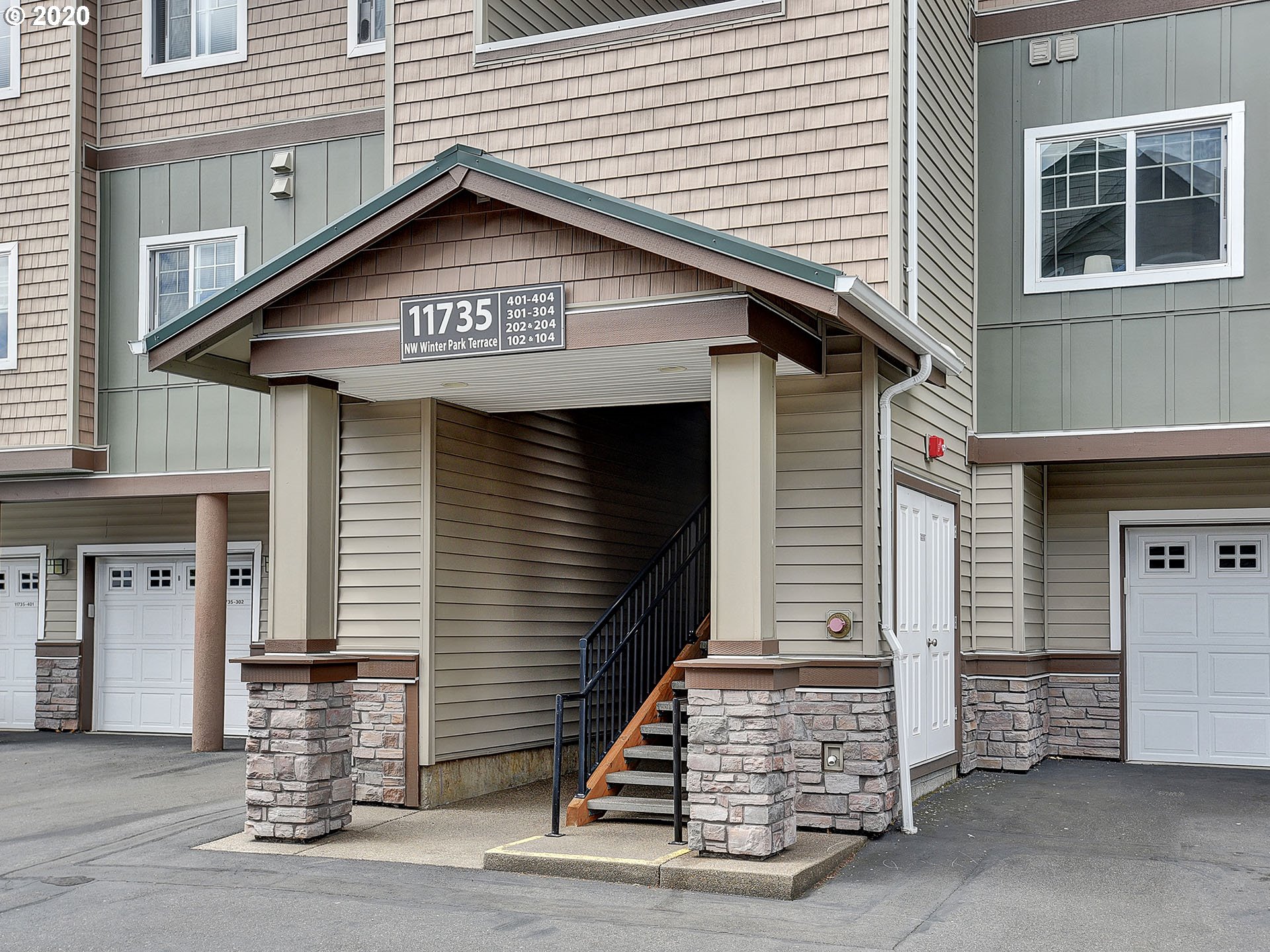 Photo #2: 20359028 Listing 