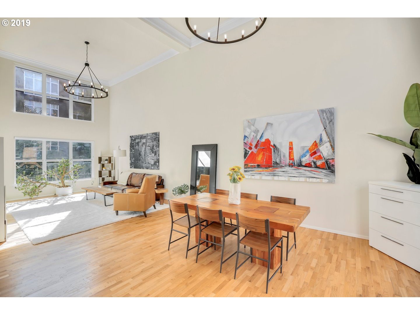 Photo #2: 20359407 Listing 
