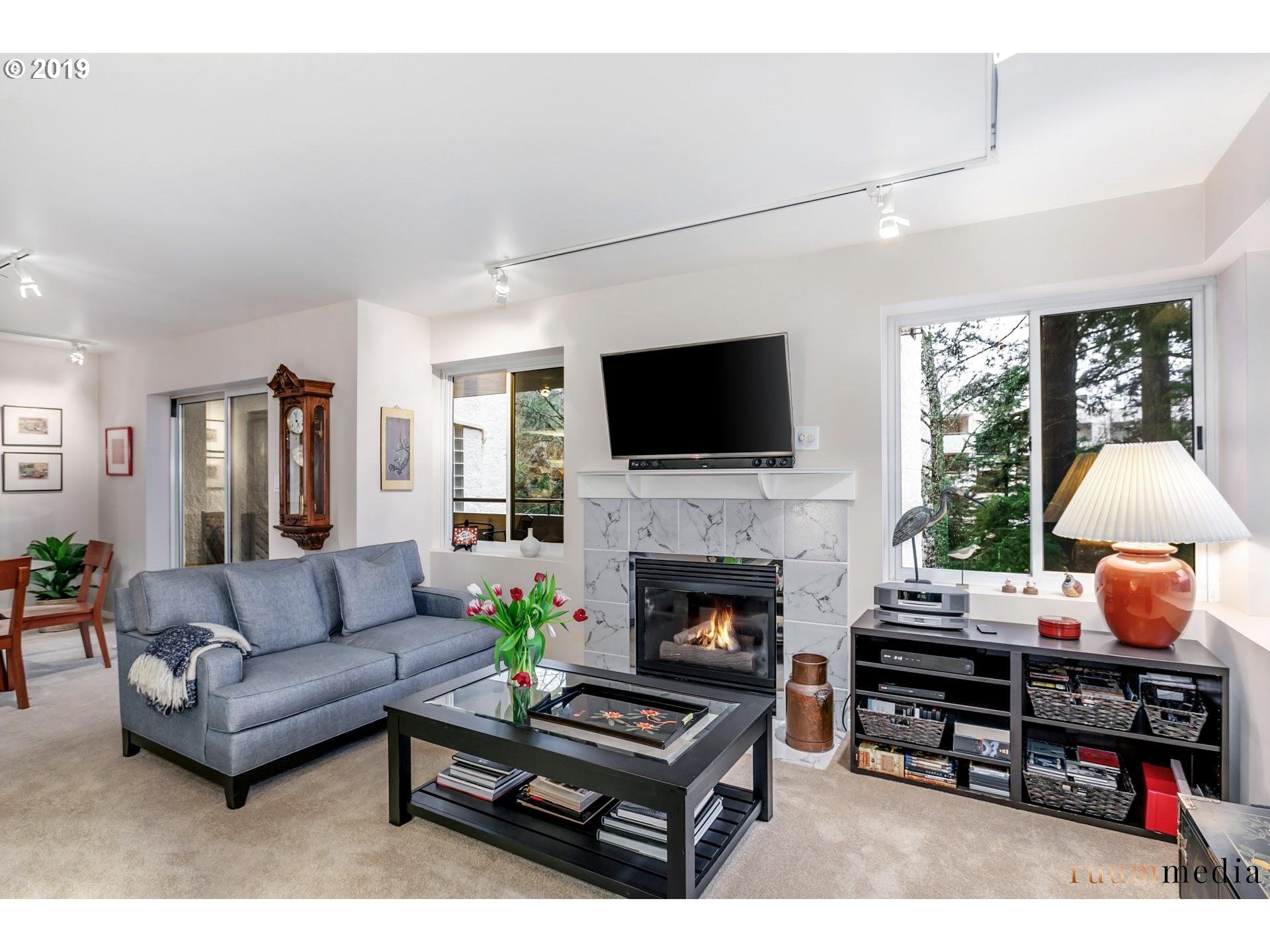 Photo #3: 20360229 Listing 