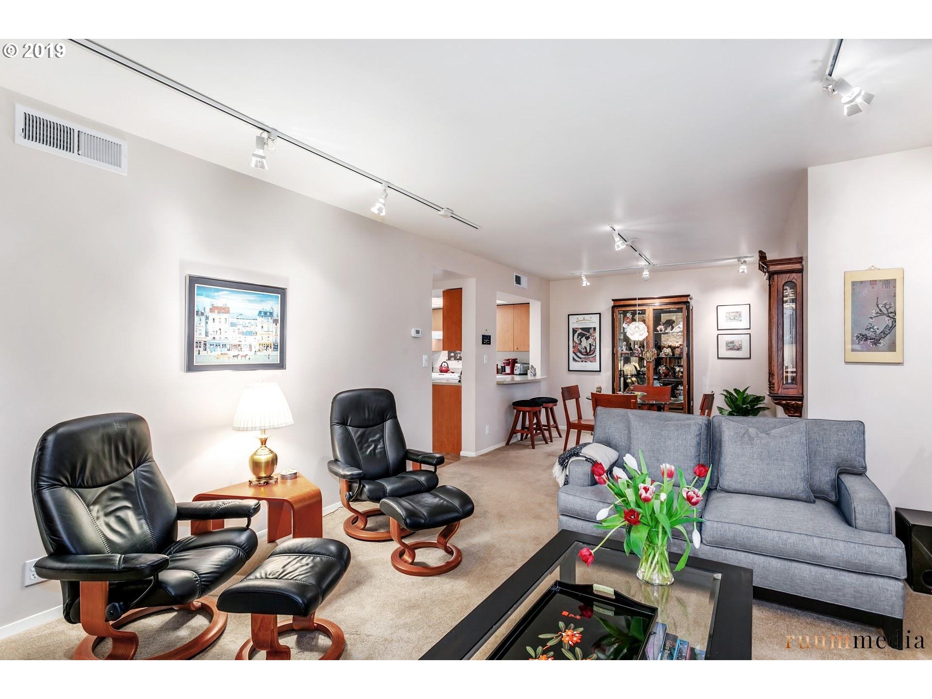 Photo #6: 20360229 Listing 