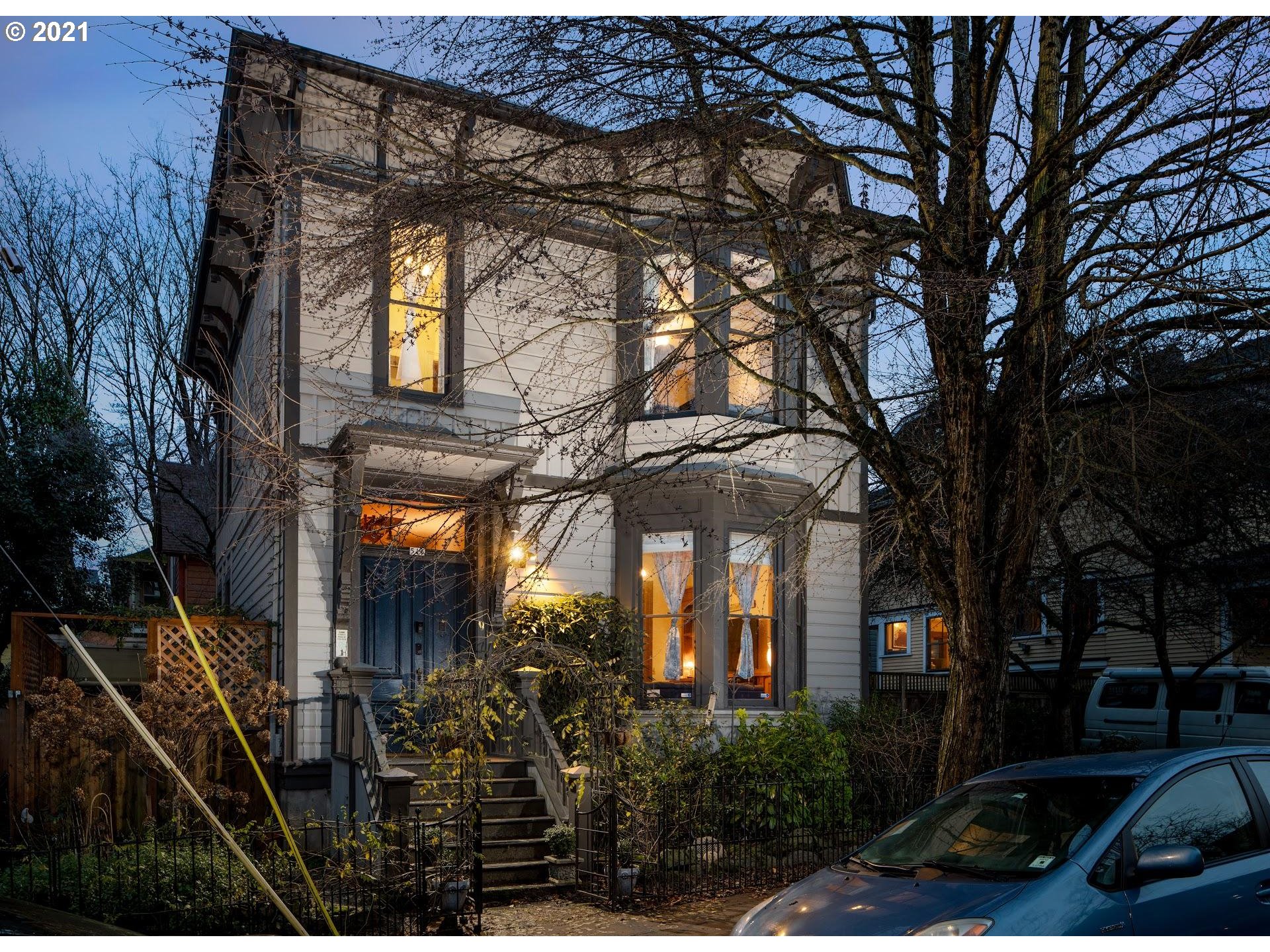 516 NW 18TH AVE (1 of 27)