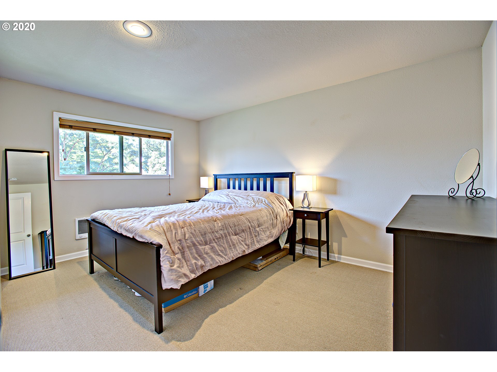 Photo #5: 20371733 Listing 