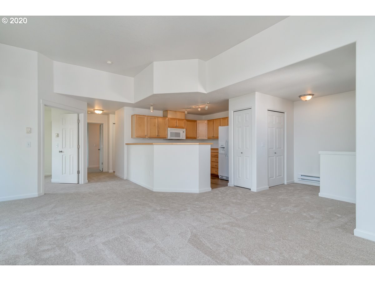 Photo #3: 20373090 Listing 