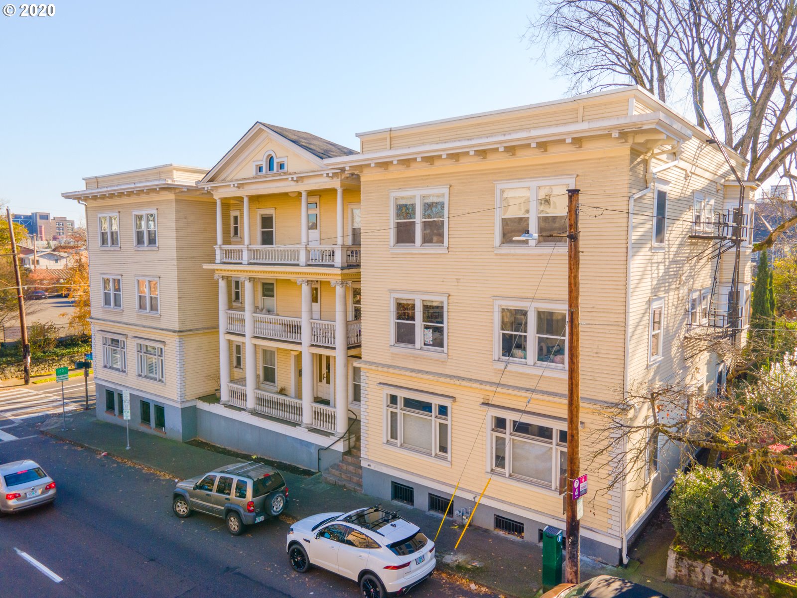 More Details about MLS # 20376707 : 1810 NW EVERETT ST 301