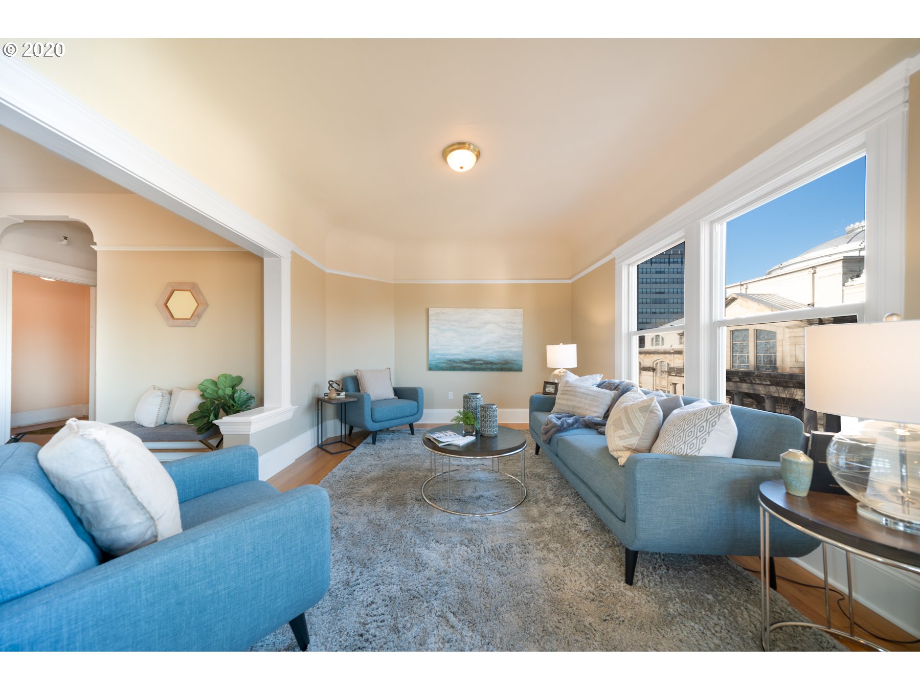 Photo #3: 20376707 Listing 