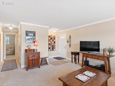 Photo #6: 20382190 Listing 