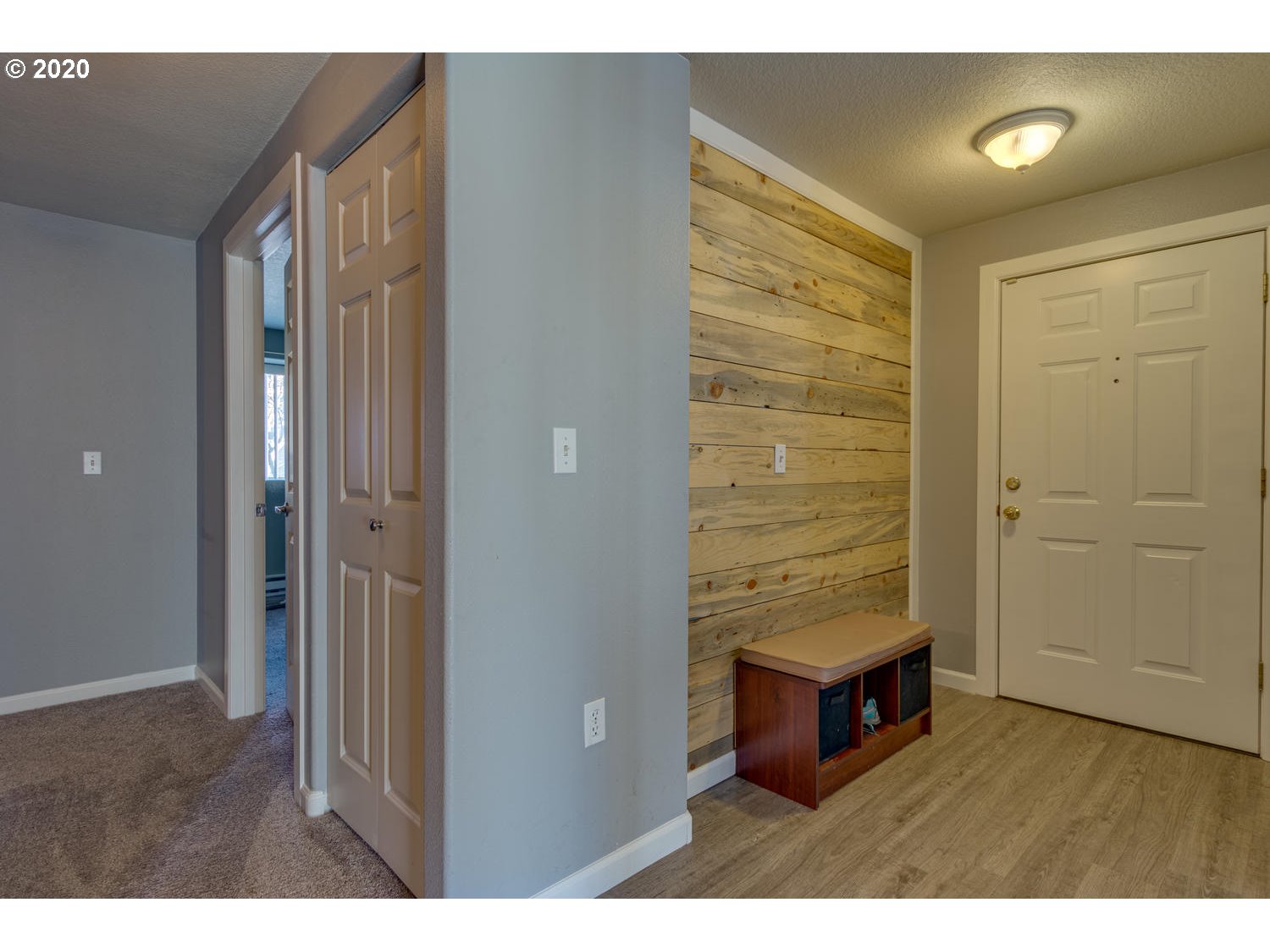 Photo #3: 20382477 Listing 
