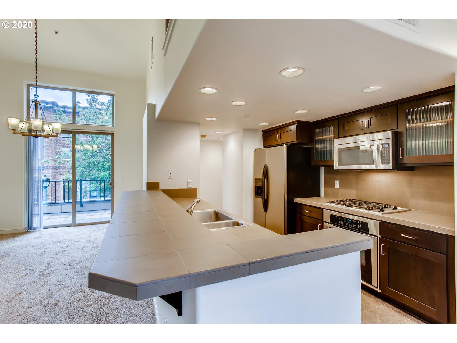 Photo #6: 20382769 Listing 