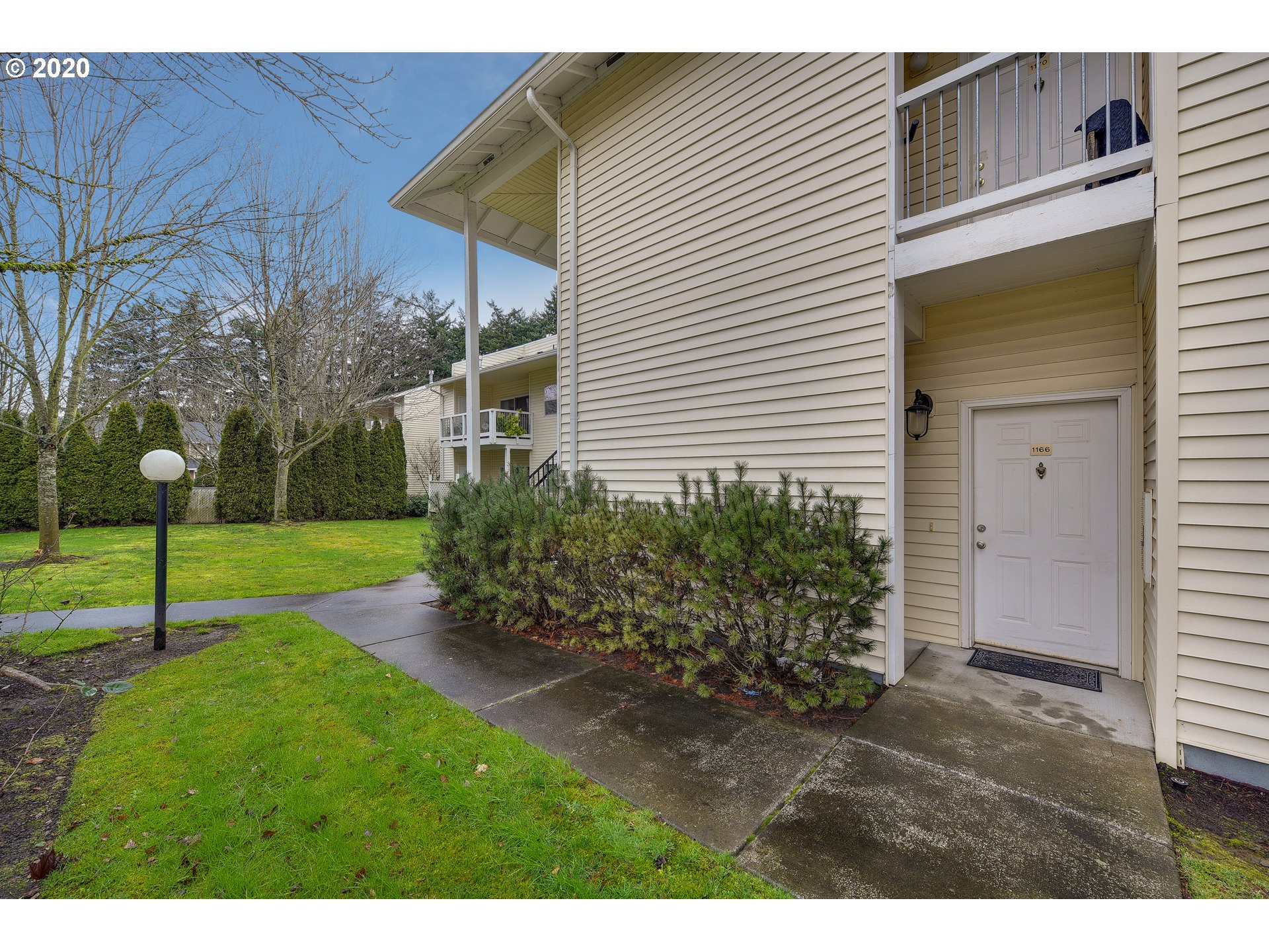 Photo #4: 20383138 Listing 