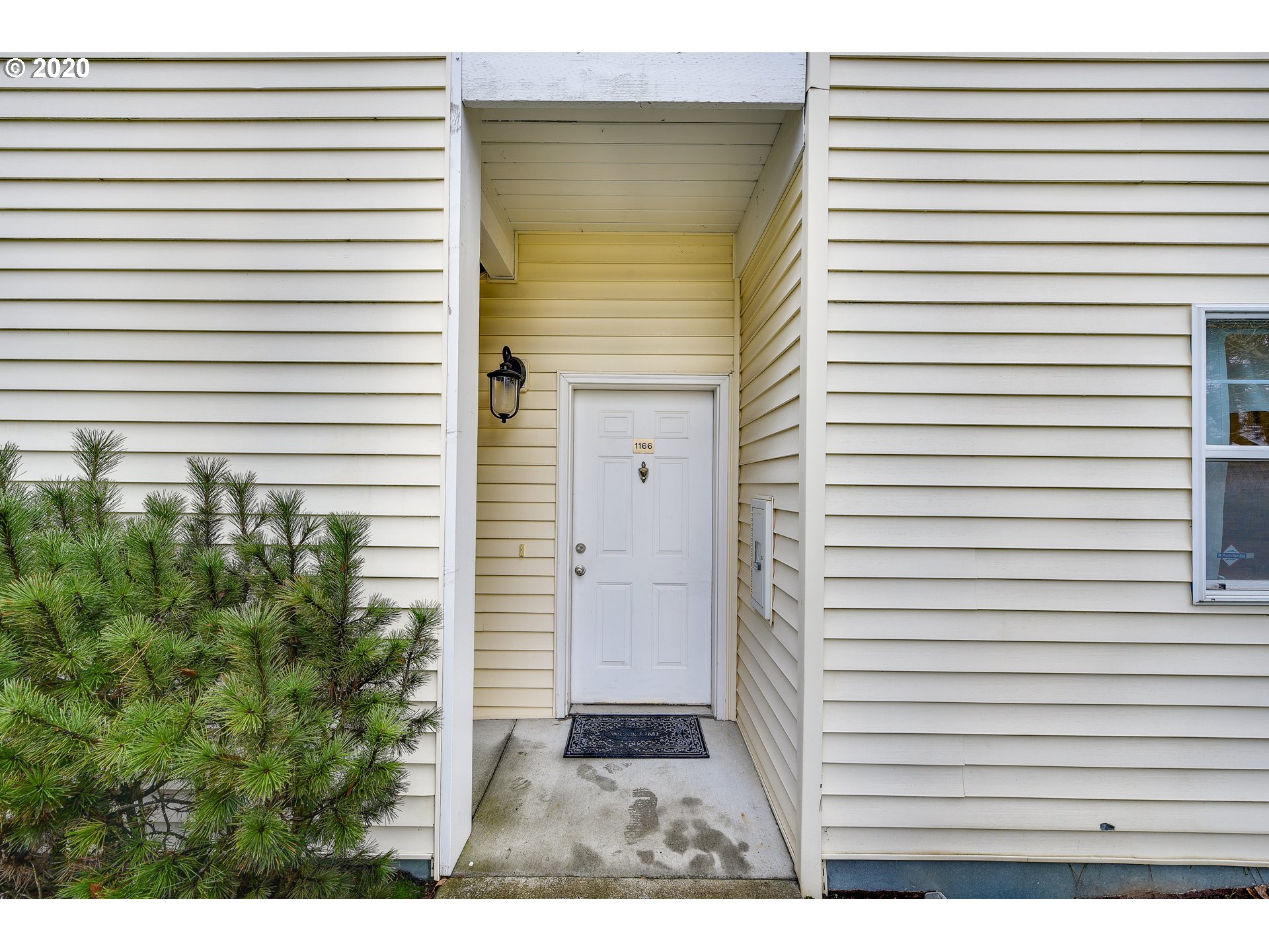 Photo #3: 20383138 Listing 