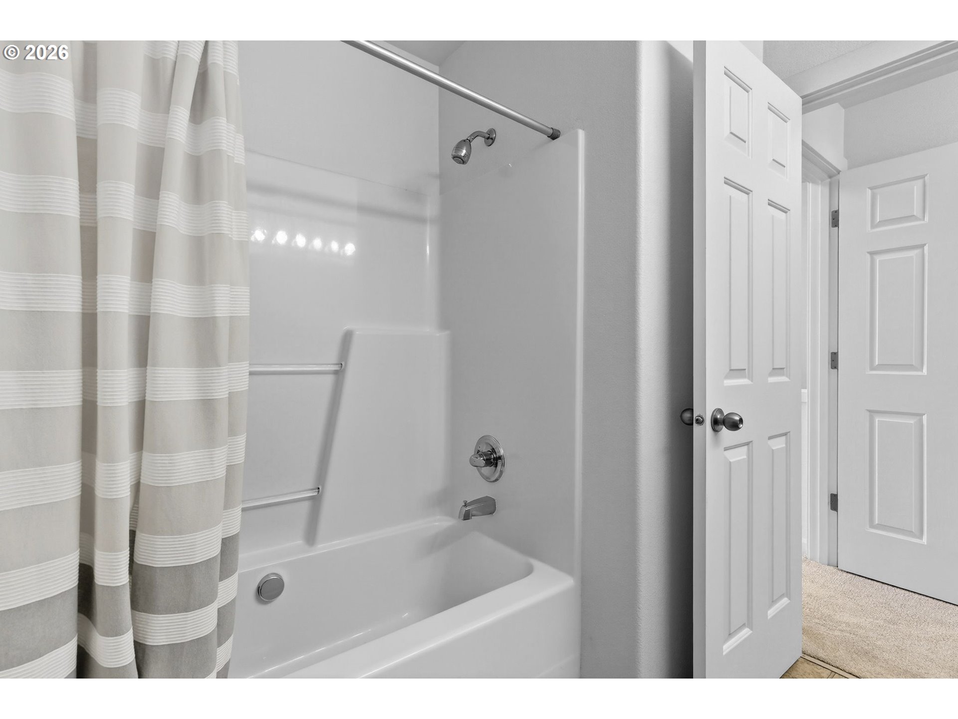 Photo #28: 203889066 Listing: Photo #28