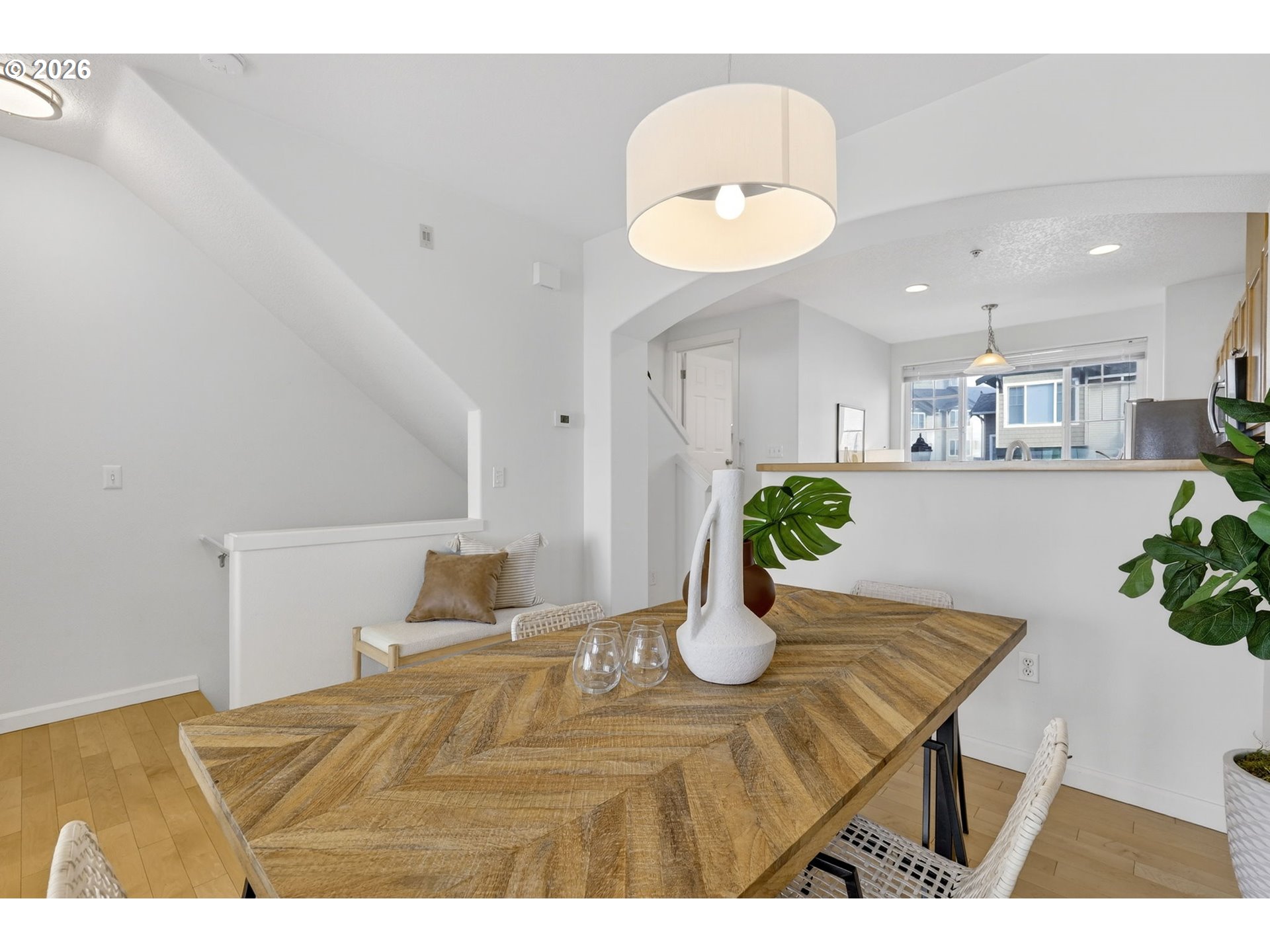 Photo #6: 203889066 Listing: Photo #6