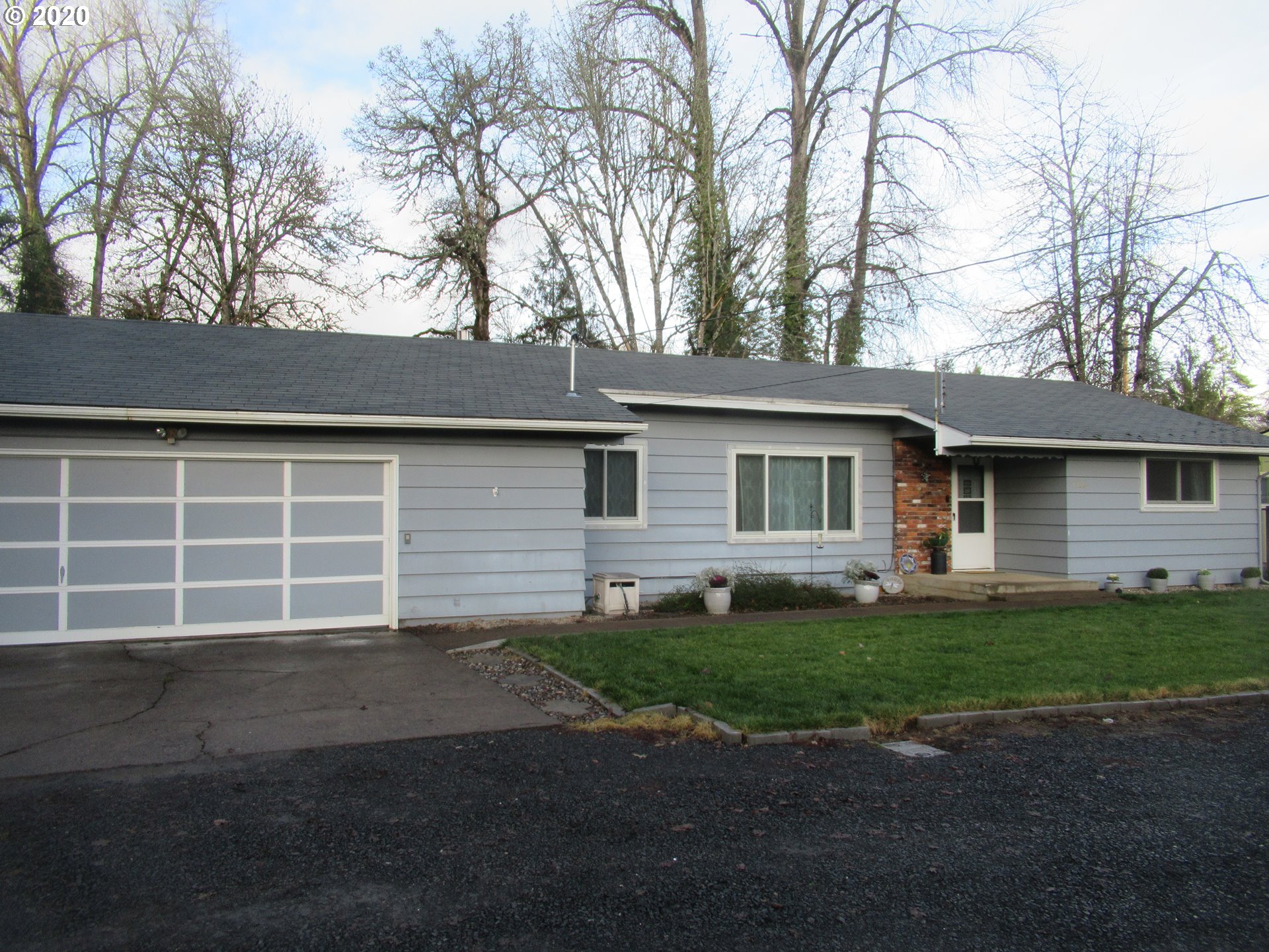 1330 MERRILL LN, COTTAGE GROVE, OR 97424 Mountain View Real Estate & PM