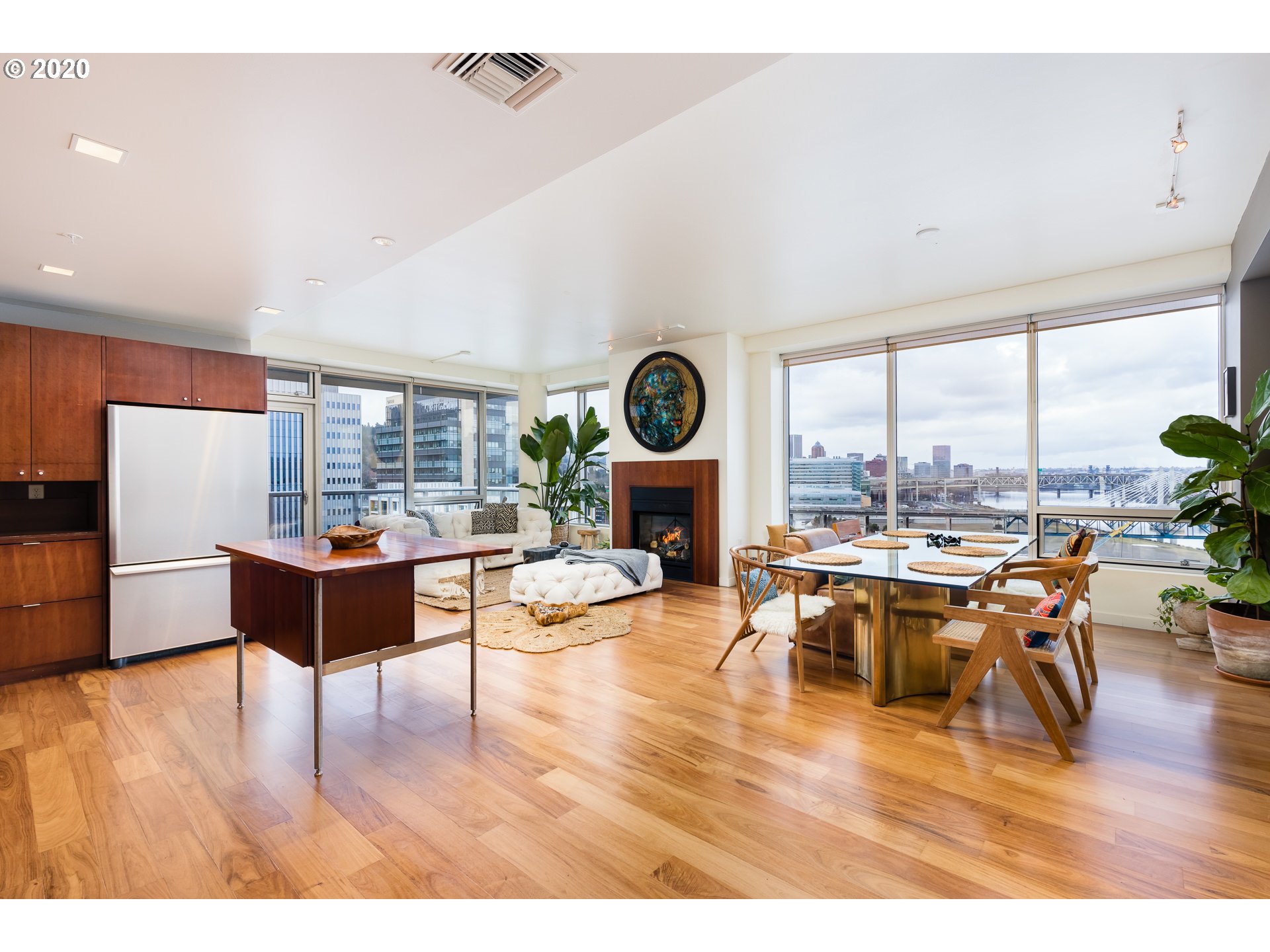 Photo #5: 20393250 Listing 
