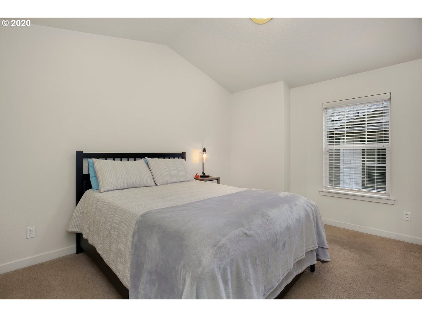 Photo #5: 20394567 Listing 