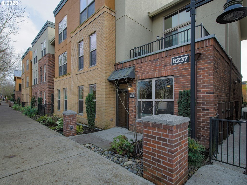 Photo #2: 20401722 Listing 