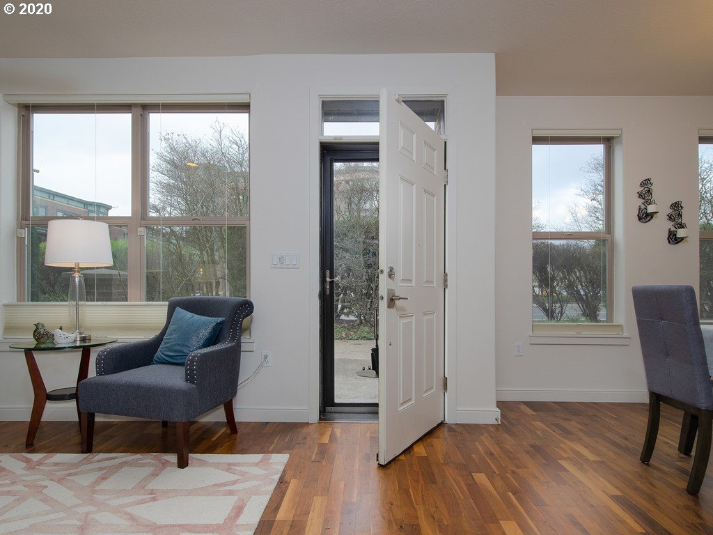 Photo #4: 20401722 Listing 