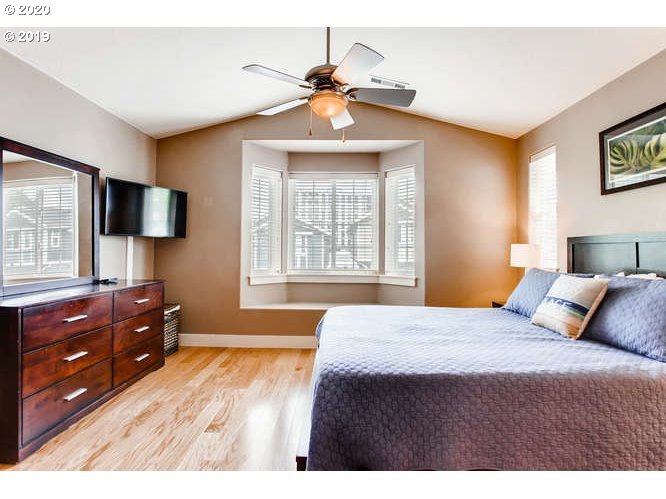 Photo #6: 20402696 Listing 