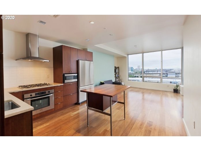 Photo #2: 20404468 Listing 
