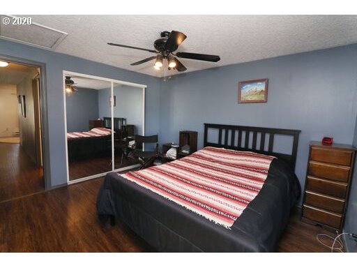 Photo #5: 20406607 Listing 
