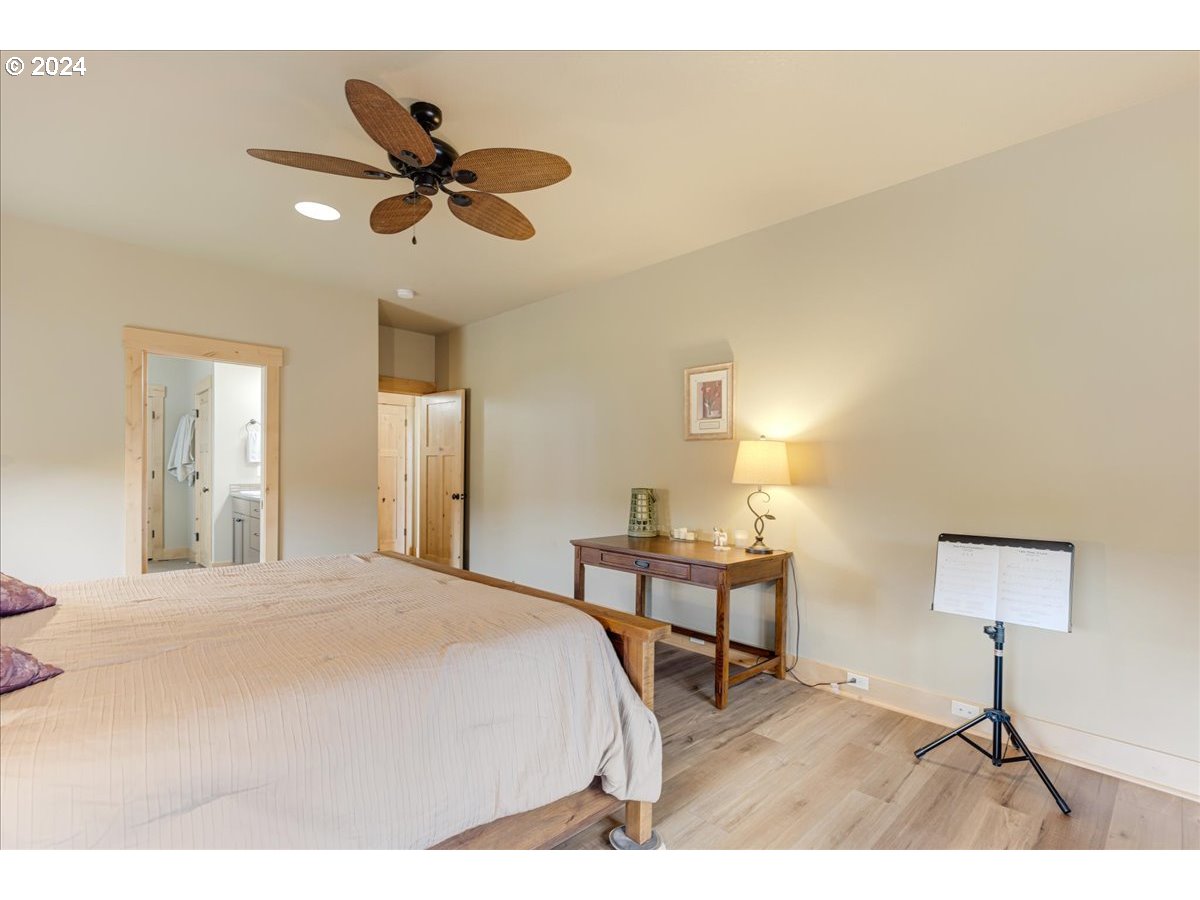 21501 SW NICHOLAS VIEW DR, Sherwood, OR, 97140
