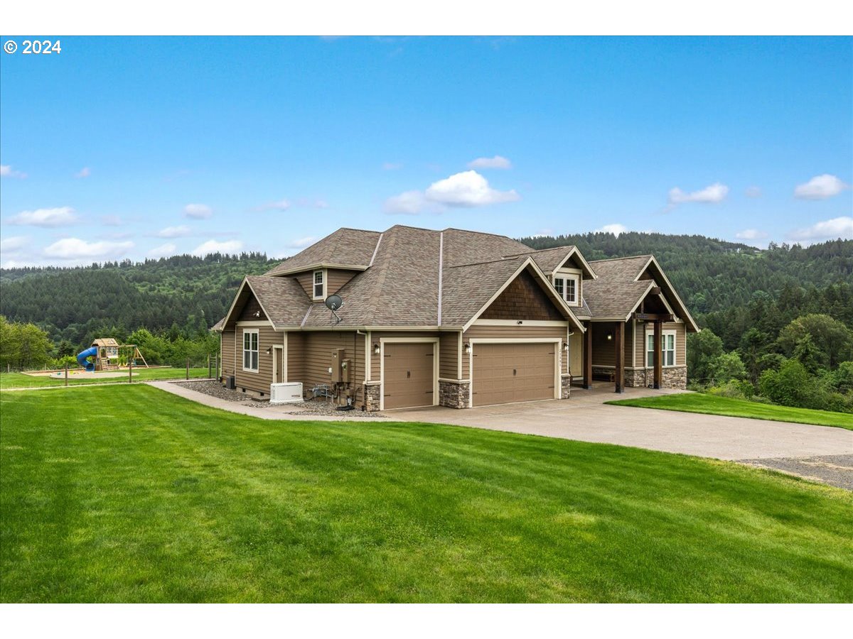 21501 SW NICHOLAS VIEW DR, Sherwood, OR, 97140