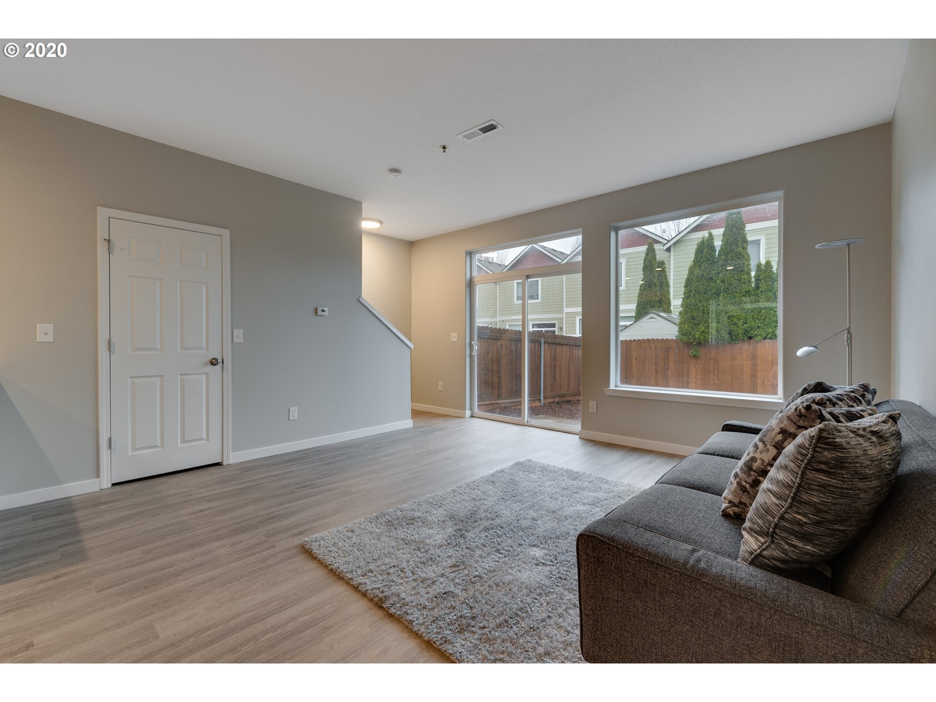 Photo #6: 20418021 Listing 