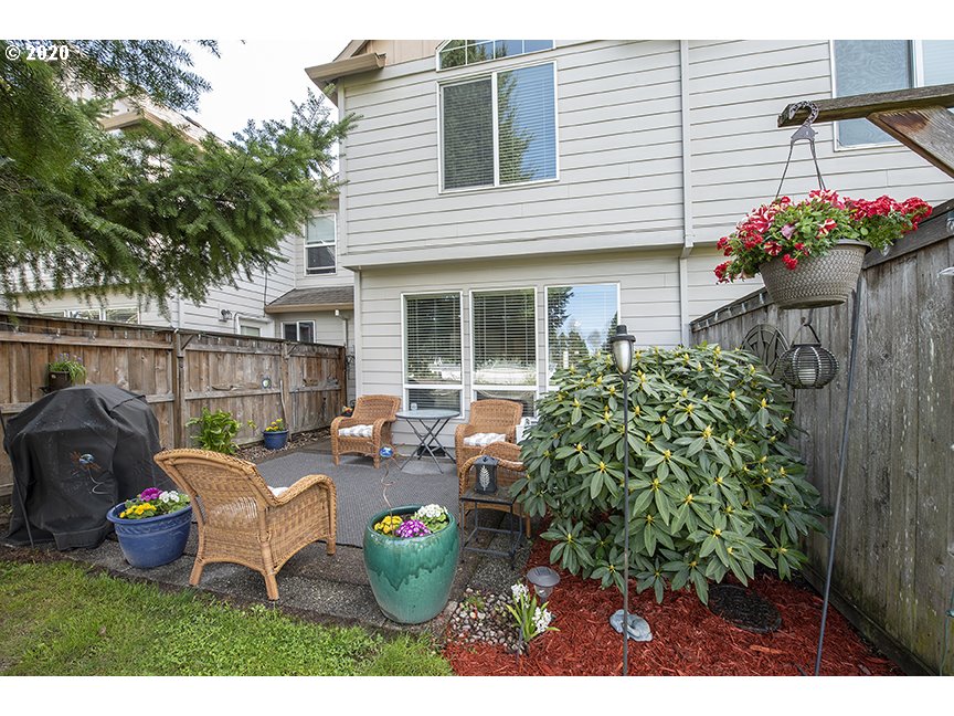 Photo #3: 20424383 Listing 