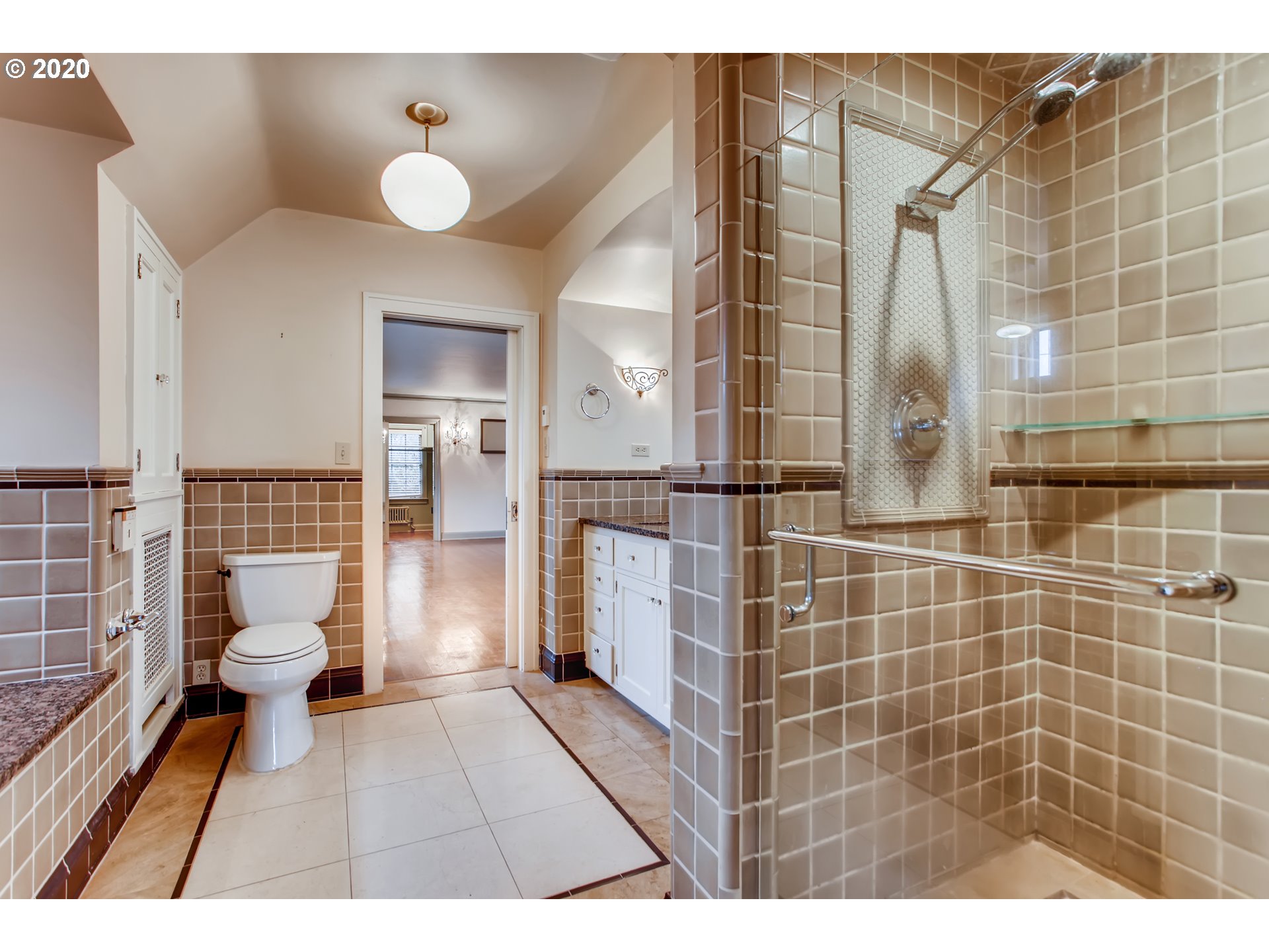 Bathroom, Attached
